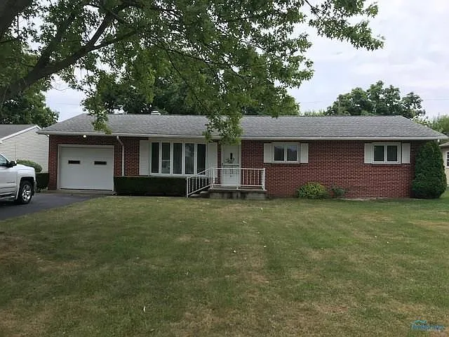 52 Capri Rd photo 1