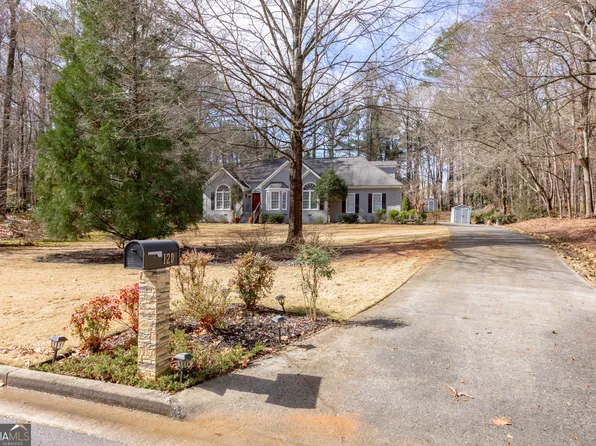 120 Wisteria Ct, Tyrone, GA 30290