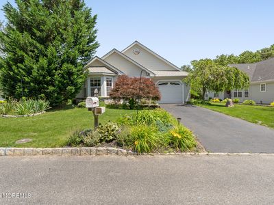 31 Strawberry Lane, Lakewood, NJ, 08701