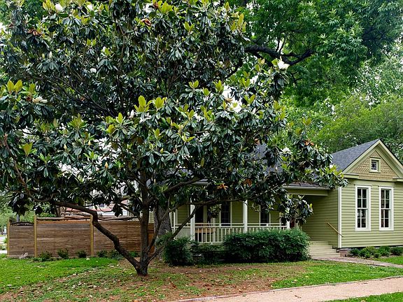 The front of the home at 801 Rutland Street