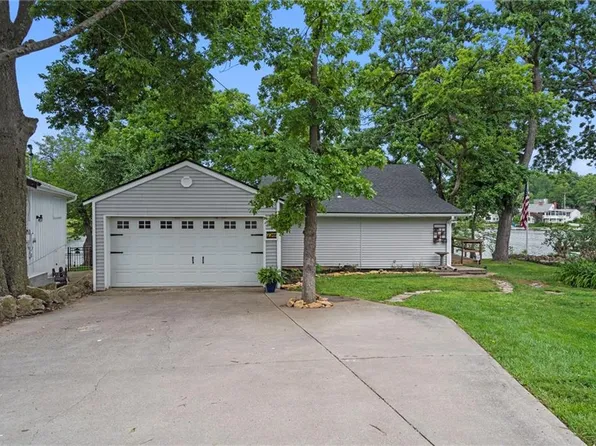 72 Beach Dr, Lake Tapawingo, MO 64015