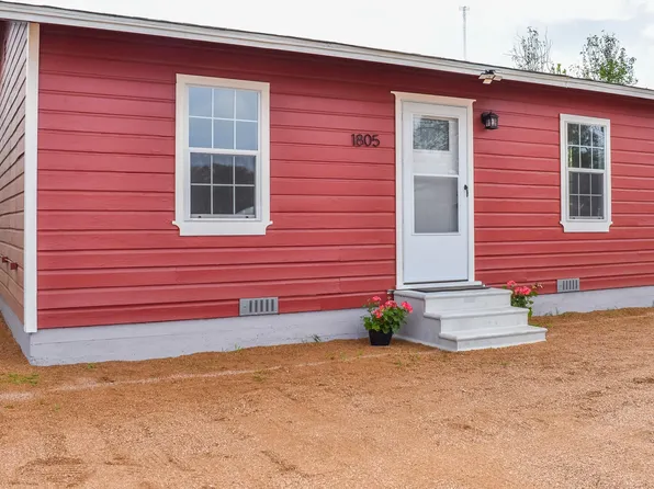 1805 S Bradley St, Brady, TX 76825