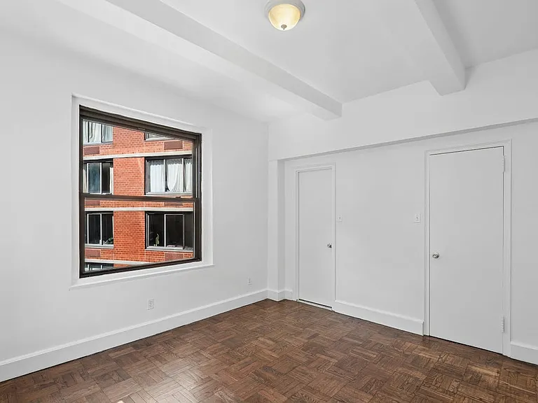 160 W 71st St #9D — Photo 10