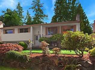 829 NE 103rd St, Seattle, WA 98125