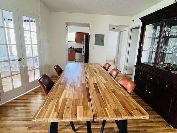 5th image of 3300 NE 192nd St APT 512