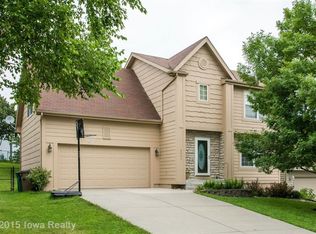 2401 River Ridge Dr, West Des Moines, IA 50265