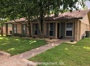 3500 Curtis St #B, Bryan, TX 77802