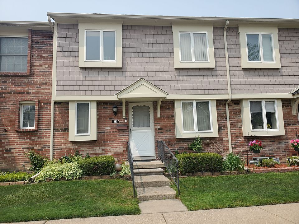 1st image of 19827 N Great Oaks Cir