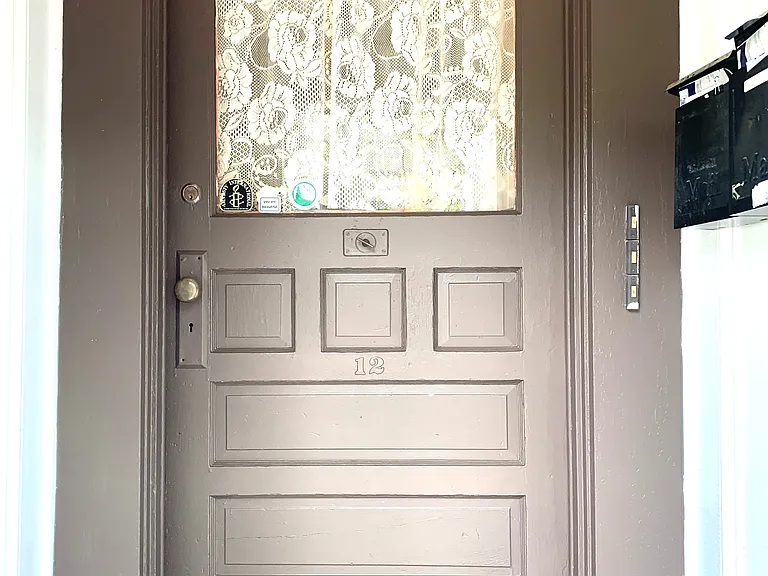12 Evergreen Sq #1 — Photo 11