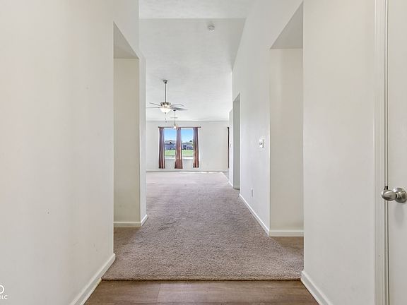 5th image of 4846 Chip Shot Ln