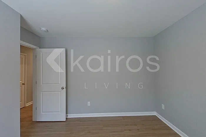 349 Angela St — Photo 12