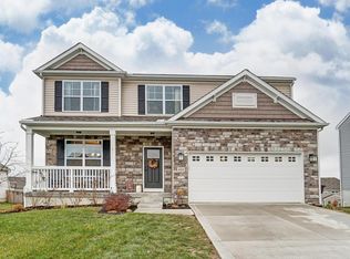 680 Crestview Dr, Lithopolis, OH 43136