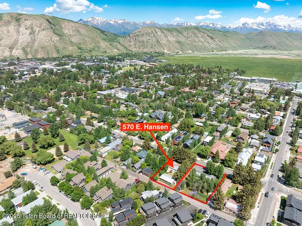 570 E Hansen Ave, Jackson, WY 83001