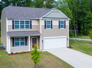 200 Rippling Water Dr, Mount Holly, NC 28120