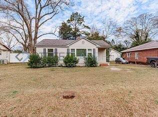 209 Peachtree Cir, Warner Robins, GA 31088