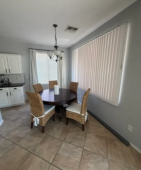 7009 S 57th Ave — Photo 6
