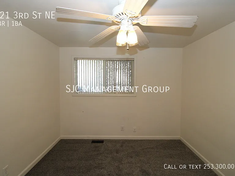 421 3rd St NE — Photo 11