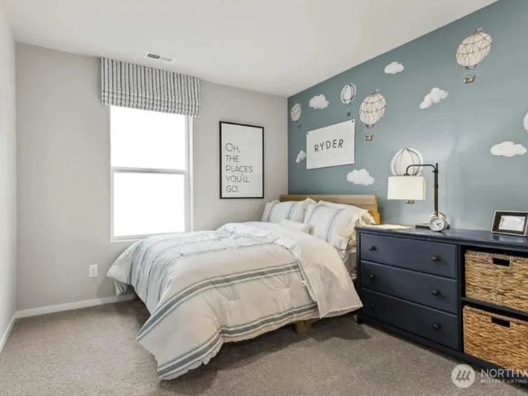 1430 SW Fielder Pl — Photo 5