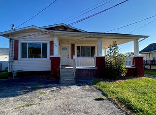 60 E Elm St, Alton, IL 62002