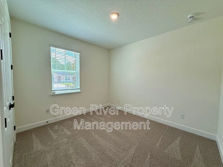 3435 Auvenshine Way — Photo 14
