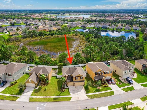 4th image of 5424 NW Wisk Fern Cir