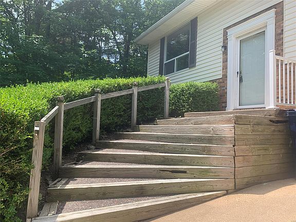 2nd image of 1579 Villa Vista Dr