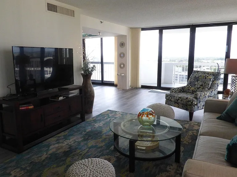 115 Lakeshore Dr #1548 — Photo 6