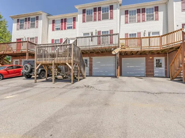 41 Tulip Grove Cir APT 5, Bristol, TN 37620