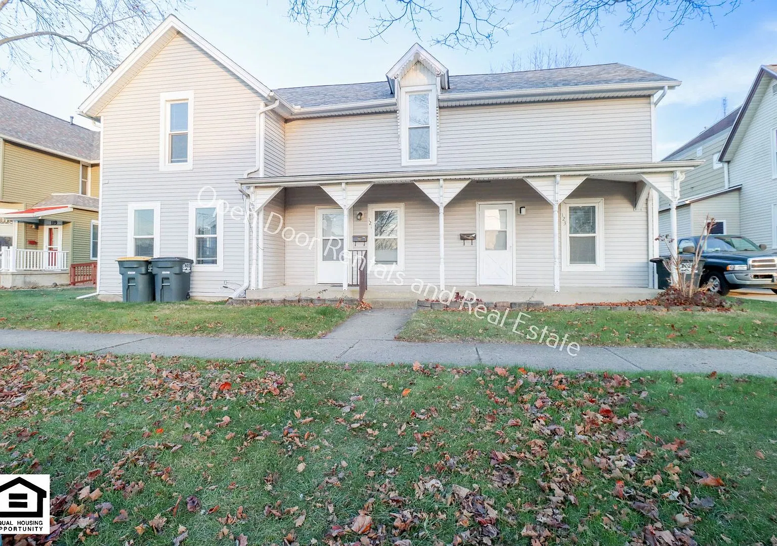 121- 123 S State Street — Photo 1