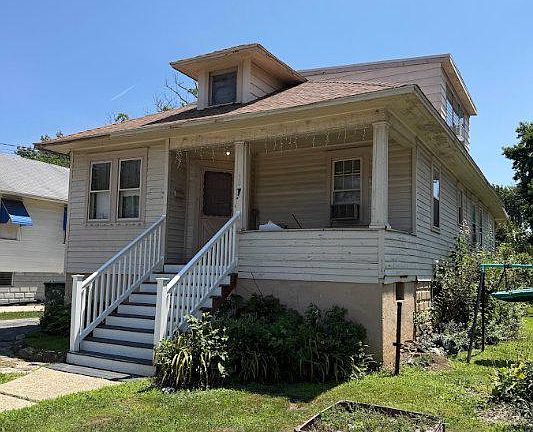 2nd image of 307 Linderman Ave