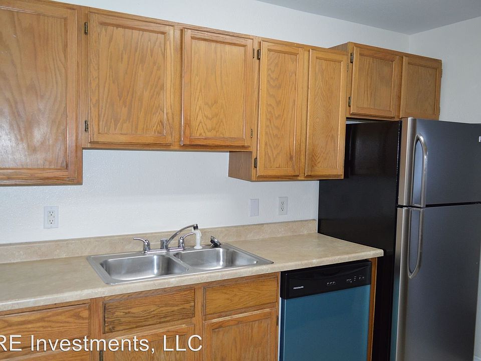 1st image of 1640 23rd Ave APT B