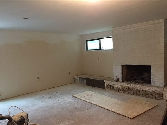 5th image of 317 Bermuda Dr