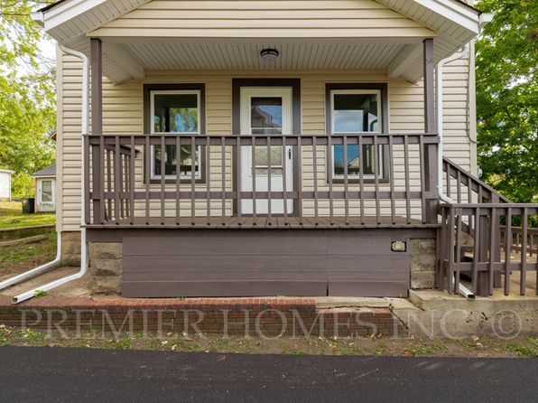 1914 Catherine Pl SE