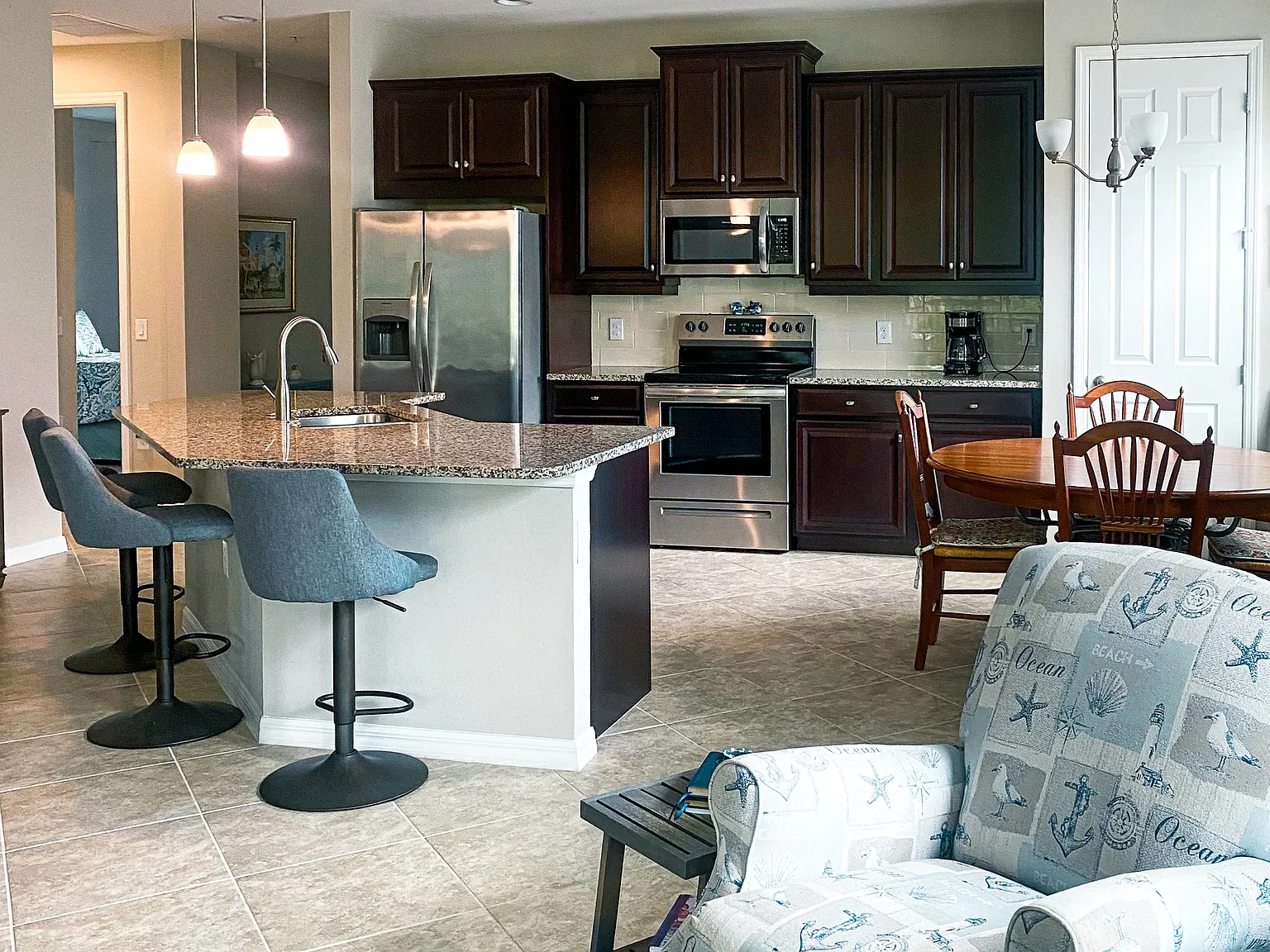 3 bed, 1661 sqft, $2,500 — Photo 4