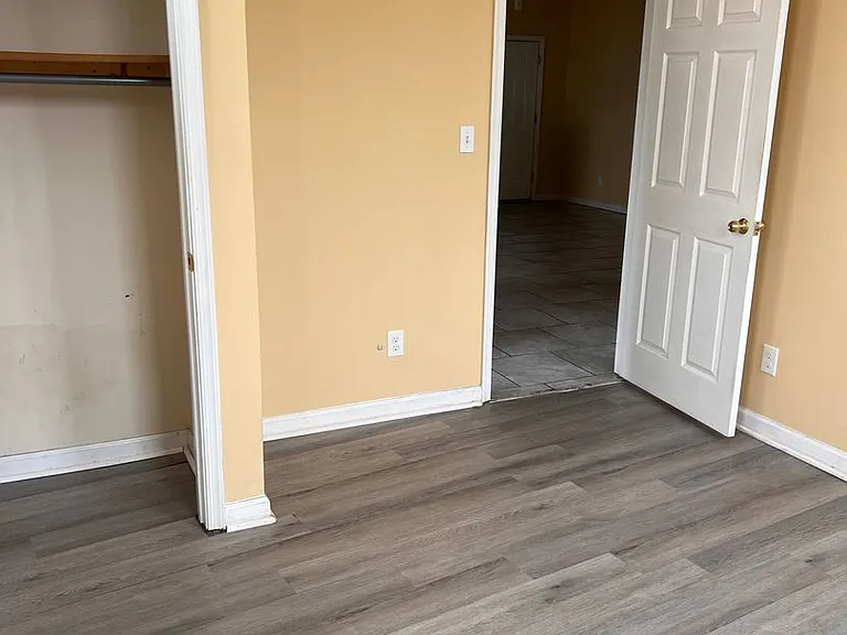 4700 Stenton Ave. — Photo 15