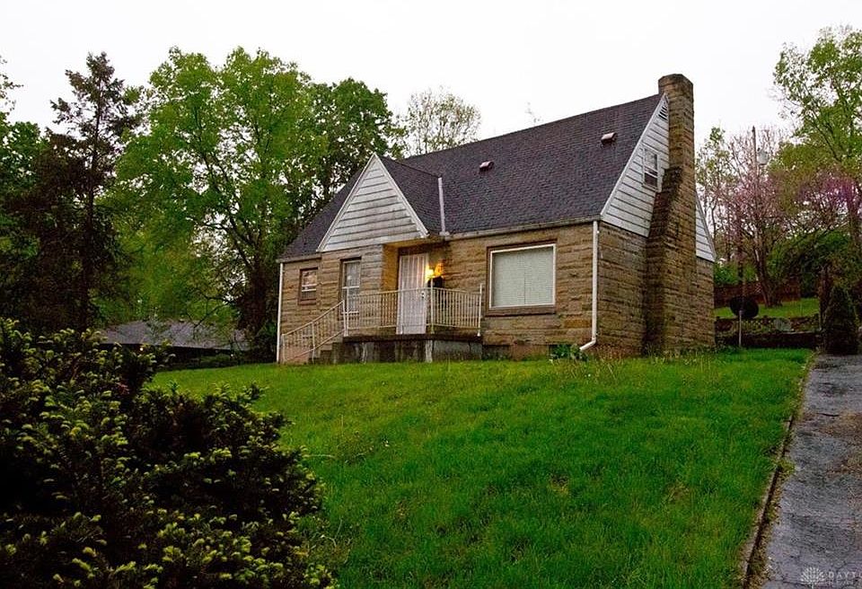 1st image of 223 Bellewood Ave