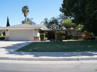 7821 Shetland Dr, Bakersfield, CA