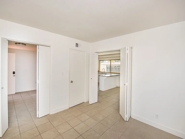 3069 Hayes Ave — Photo 22
