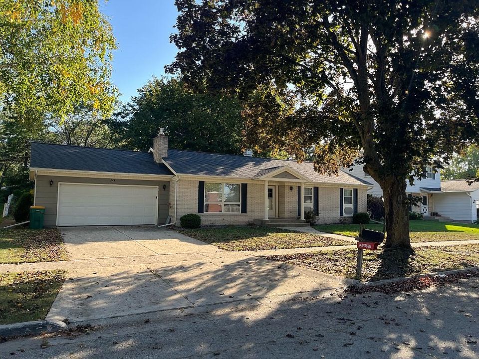 1st image of 741 Sterling Dr