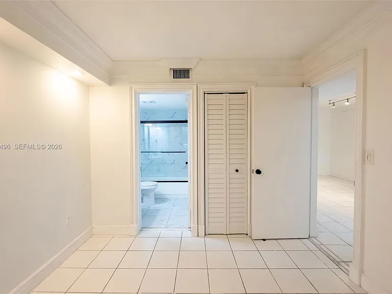 2575 SW 27th Ave — Photo 19