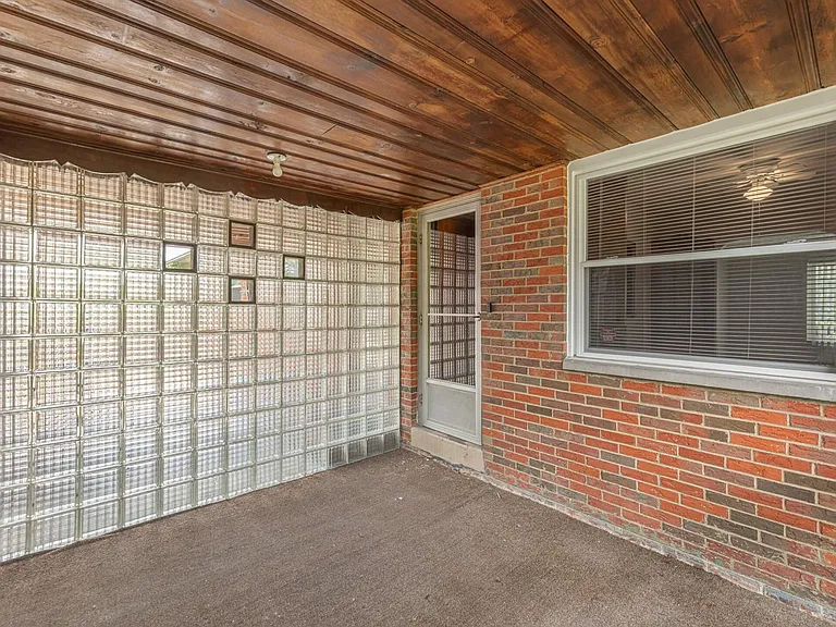 1822 W Schantz Ave #1822 — Photo 26