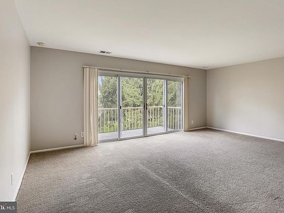 2nd image of 3223 University Blvd W #G