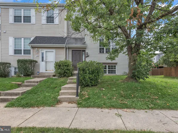 747 Dayspring Dr, Odenton, MD 21113