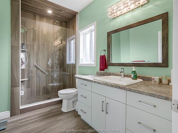 18th image of 524 Eventide Pl