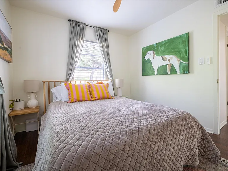 4811 Shoalwood Ave #A — Photo 21