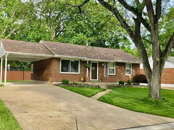 9540 Hale Dr, Saint Louis, MO 63123