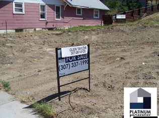 949 S McKinley St, Casper, WY 82601