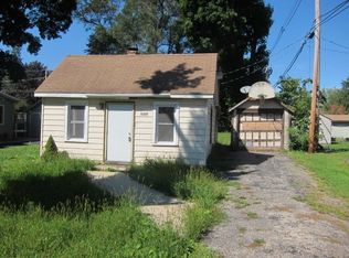 7606 Beaver Rd, Wonder Lake, IL 60097