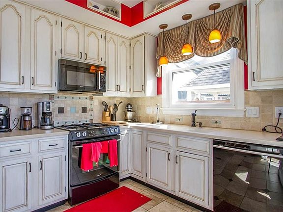 5th image of 913 Shoal Creek Trl