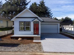 513 SE Jetty Ave, Lincoln City, OR